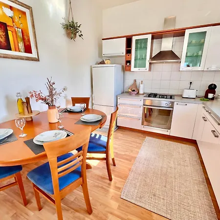 Luxury Beach Apartment W Sunset Sea Views Sibenik Exterior photo